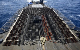 Xem số lượng 'khủng' vũ khí Nga, Trung Quốc xếp kín boong chiến hạm Mỹ