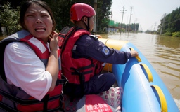 Lũ lụt Trung Quốc làm 302 người thiệt mạng, hàng chục người còn mất tích