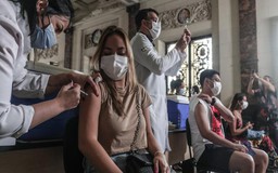 Bất ngờ Nam Mỹ dẫn đầu cuộc đua tiêm vắc xin Covid-19 toàn cầu