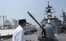 Cận cảnh vũ khí hùng hậu trên tàu tự vệ bờ biển Nhật Bản