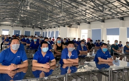 Hết thời hạn cách ly, 104 lao động người nước ngoài ở Công ty Lu Thai trở lại làm việc
