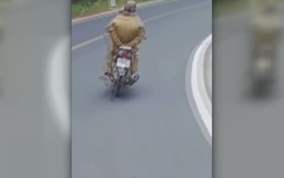 Xác định được thanh niên ngồi trên xe máy thả 2 tay đổ đèo Prenn