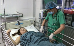 15 bác sĩ cứu cô gái bị xe ben cán qua người thoát khỏi tử thần