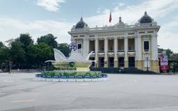 Trung tâm Hà Nội mất hẳn cảnh kẹt xe ngày đầu giãn cách xã hội chống Covid-19