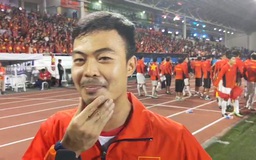 SEA Games: Chết cười với cách Thanh Thịnh 'nhảy lò cò' ăn mừng, để râu lấy hên cho đội