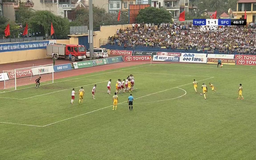 Hòa Sài Gòn FC, FLC Thanh Hóa mất ngôi vô địch lượt đi