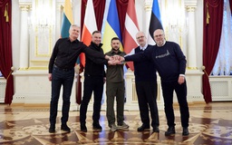 Lãnh đạo Ba Lan và các nước Baltic thăm Ukraine, cam kết hỗ trợ