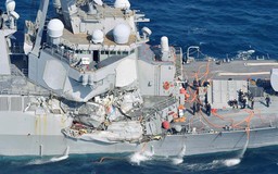 Nhật không được thẩm vấn thủy thủ USS Fitzgerald