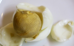 Mẹo vặt siêu dễ cho bạn: Sạch mụn cám siêu tốc bằng trứng gà