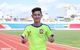 Cầu thủ Mỹ gốc Việt Keven Nguyễn tốc áo ăn mừng siêu hài hước