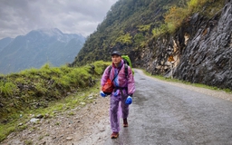 'Phải lòng' Hà Giang, chàng trai đi bộ 154 km tới đèo Mã Pí Lèng
