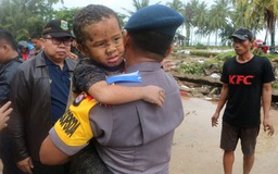 Số người chết vì sóng thần Indonesia vượt 281, hơn 1.000 người bị thương