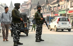 Ấn Độ điều thêm hàng ngàn lính bán quân sự đến Kashmir