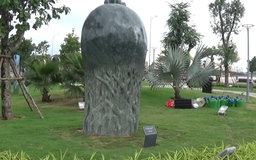 Mở cửa tham quan vườn tượng APEC
