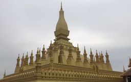 Khám phá 2 ngôi chùa nổi tiếng nhất ở Lào