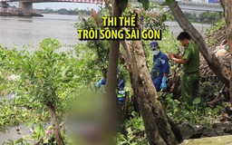 Thi thể người đàn ông tóc bạc trôi trên sông Sài Gòn