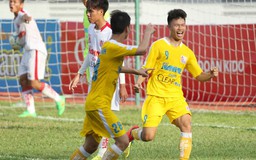 Văn Thành lập hattrick, U.21 Hà Nội T&T vào chung kết với An Giang