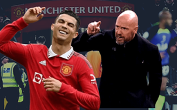 Ronaldo phải học cách nhún nhường tại Manchester United