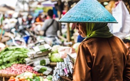 'Chợ chồm hổm' buôn bán ra sao trong mùa dịch Covid-19 ở Indonesia?