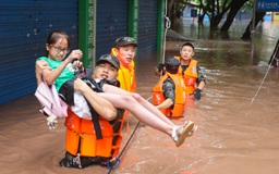 Trung Quốc chật vật khắc phục thiệt hại lũ lụt tàn khốc nhất sau nhiều thập niên