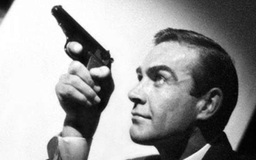 Khẩu súng biểu tượng của điệp viên 007 đầu tiên sắp được đấu giá