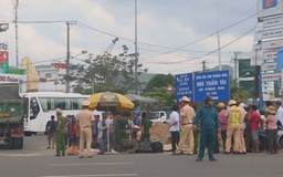 Hai mẹ con gặp tai nạn thương tâm dưới gầm xe ben