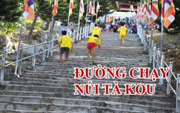 Khi bộ đội tham gia đường chạy chinh phục núi Tà Kóu