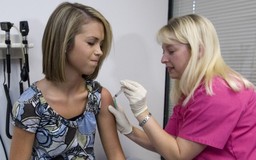 Vắc xin HPV giúp giảm tỷ lệ ung thư cổ tử cung đến 87%