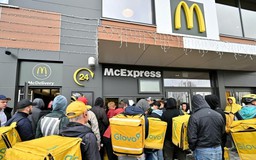 McDonald's mở cửa lại ở Kyiv: 'Đã đợi 200 ngày để có được hạnh phúc'