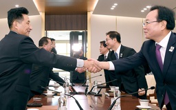 Triều Tiên bất ngờ kêu gọi hạ nhiệt căng thẳng, tạo đột phá để tái thống nhất
