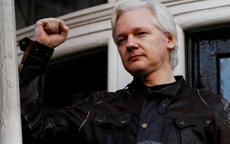 Nhà sáng lập WikiLeaks Julian Assange bị bắt