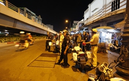 CSGT kiểm tra hành chính các loại xe ở Sài Gòn từ 0 giờ sáng