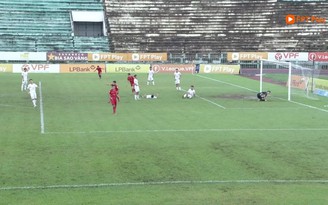 Highlight CLB Long An 2-1 CLB Hòa Bình: Chiến thắng ngọt ngào phút bù giờ