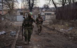 Tình báo Mỹ từ tháng 1 đã nhận định khó giữ Bakhmut, Ukraine nên rút quân