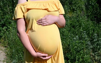 Mỹ nói dịch vụ mang thai hộ cho người Trung Quốc có nguy cơ an ninh quốc gia