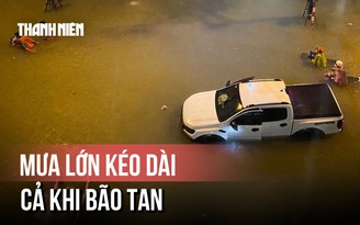 Bão Fengshen suy yếu, miền Trung vẫn mưa lớn dài ngày ngay cả khi bão tan 