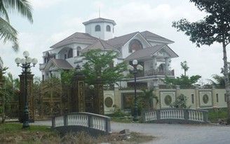 TP.HCM thu hồi nhà đất liên quan đến ông Trần Văn Truyền TP.HCM thu hồi nhà đất liên quan đến ông Trần Văn Truyền
