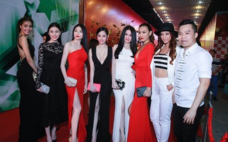 Sau 'bão' Vietjet Air, Ngọc Trinh trang nhã đi dự tiệc Sau 'bão' Vietjet Air, Ngọc Trinh trang nhã đi dự tiệc