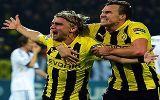 Bundes Liga: Augsburg vs Dortmund 1 - 3