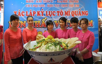 Tô mỳ quảng lớn nhất Việt Nam