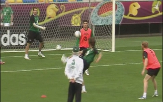 CH Ireland đá như Chelsea để thắng Tây Ban Nha