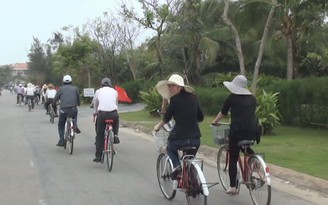 Phát động chiến dịch cán bộ đi xe đạp ở phố cổ