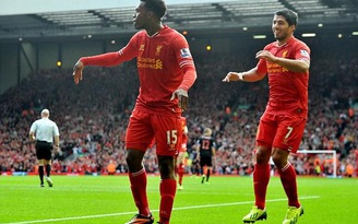 'Song sát' Suarez - Sturridge lên tiếng, Liverpool trở lại ngôi đầu