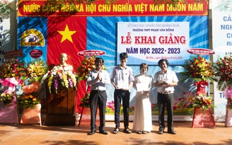 Trường THPT Phạm Văn Đồng, Quảng Ngãi: Khai giảng năm học mới
