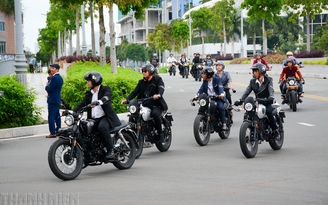 Hàng trăm mô tô, xe máy tụ hội về BMW Motorrad Day