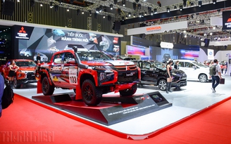 Sàn diễn Mitsubishi tại VMS 2019: Xpander ‘sánh bước’ xe concept hút khách tham quan