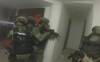 Đấu súng như phim hành động khi bắt trùm ma tuý El Chapo