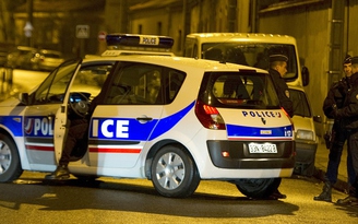 Nổ súng tại Pháp làm 1 người thiệt mạng, nghi phạm lẩn trốn