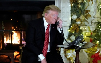 Tổng thống Trump 'than thở' phải đón Noel trong cô đơn