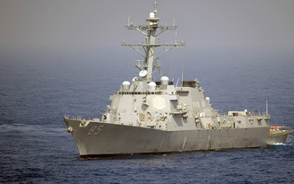 Tàu chiến Mỹ áp sát 3 đảo tại Hoàng Sa